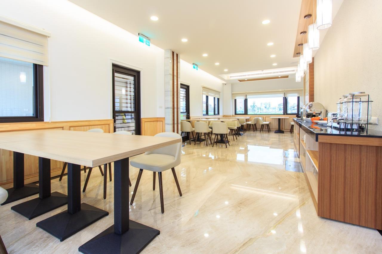 Urban Oasis Inn Luodong Buitenkant foto